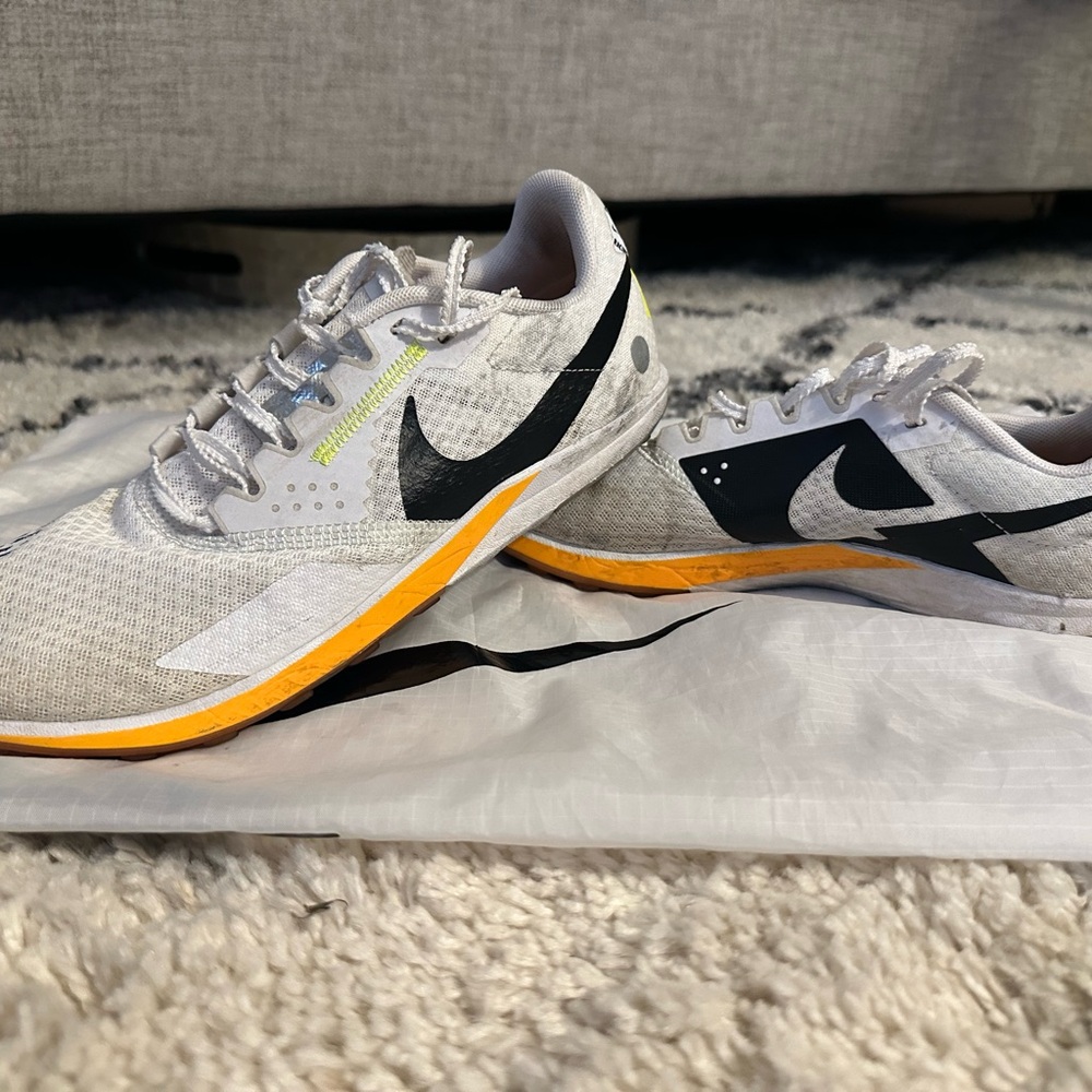 Nike Zoom Rival XC 6 Cross Country Spikes with bag